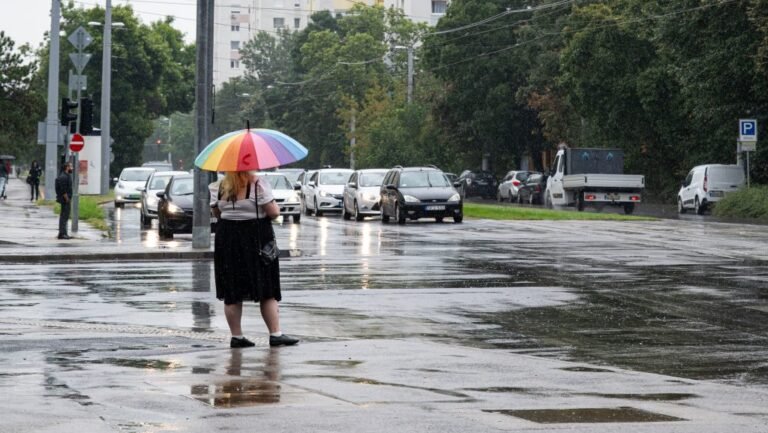 Szombaton végre megjön a várt eső, mutatjuk, mikor szakad le az ég