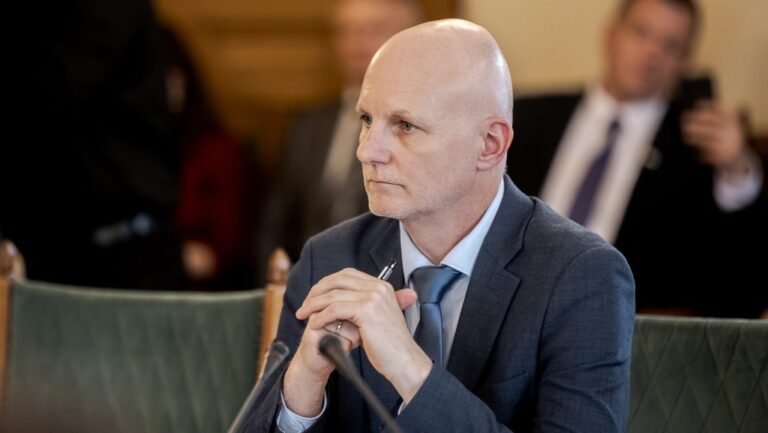 Több kormányzati weboldalt is lekapcsoltak egy súlyos biztonsági kockázat miatt