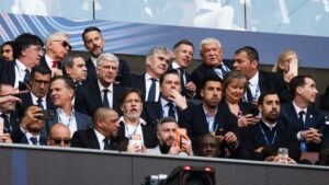 Megszűnik a tao: ki osztja el a 150 milliárdot, és mi lesz a régi ügyekkel?