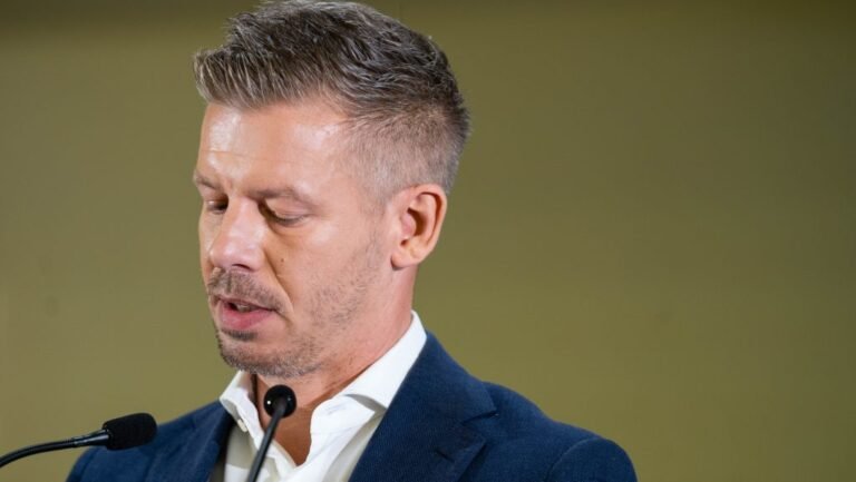 Magyar Péter: Kihallgatott a Központi Nyomozó Főügyészség