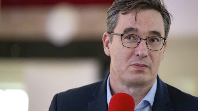 Egymásnak esett Karácsony, Pikó és Soproni a Budapesti Önkormányzatok Szövetségének ülése után