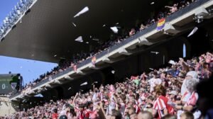 Botrány Madridban, szurkolói tüntetés miatt félbeszakadt a La Liga-meccs