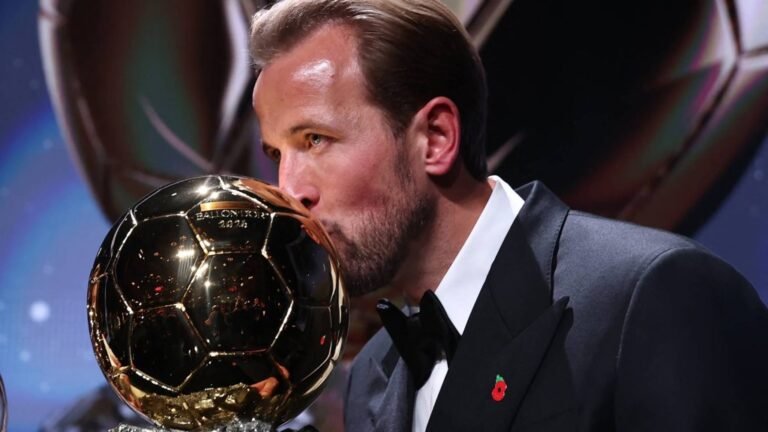 Visszafogott, szerény, nem tomboló narcisztikus, mint Cristiano Ronaldo – így ünnepli az angol sajtó Harry Kane Aranylabdáját